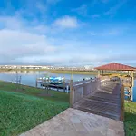3121-207Mt Storey Lake, Condo 2/2 Lake View